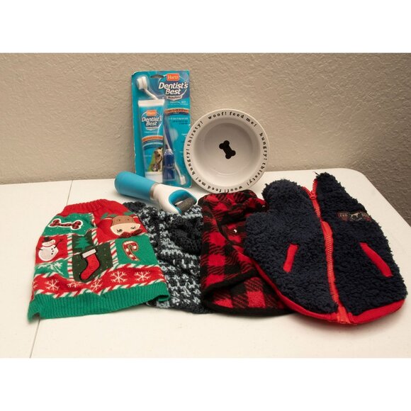 The Small Doggie Christmas Lot Sweaters Dog Bowl & Groming Tools - Picture 2 of 12